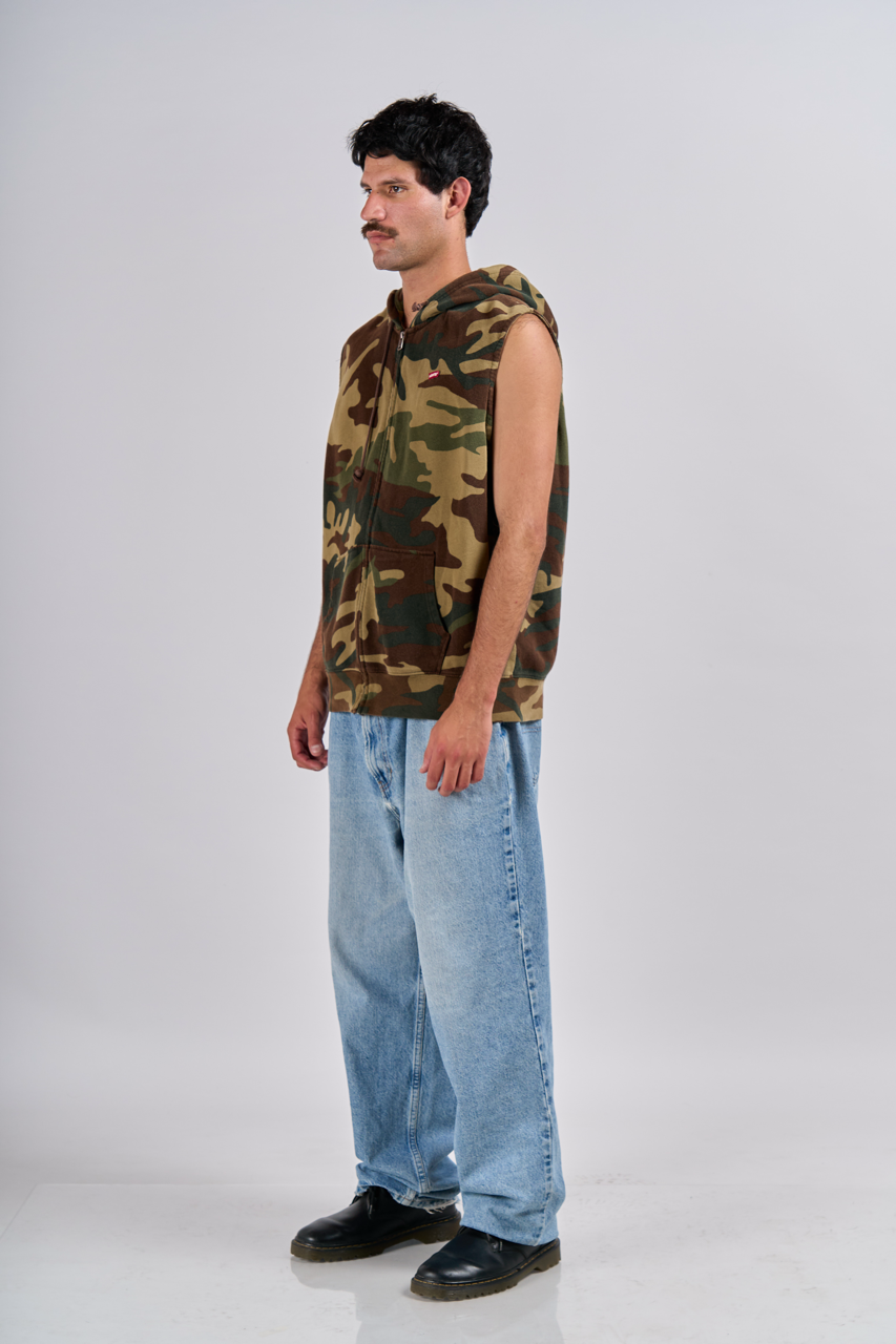 2018 Levi's Camo Cotton Vest (M/L)