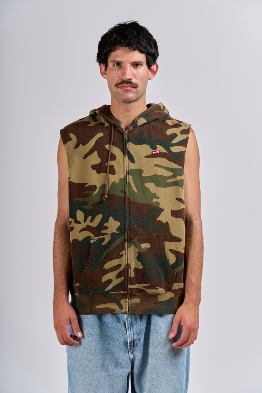 2018 Levi's Camo Cotton Vest (M/L)