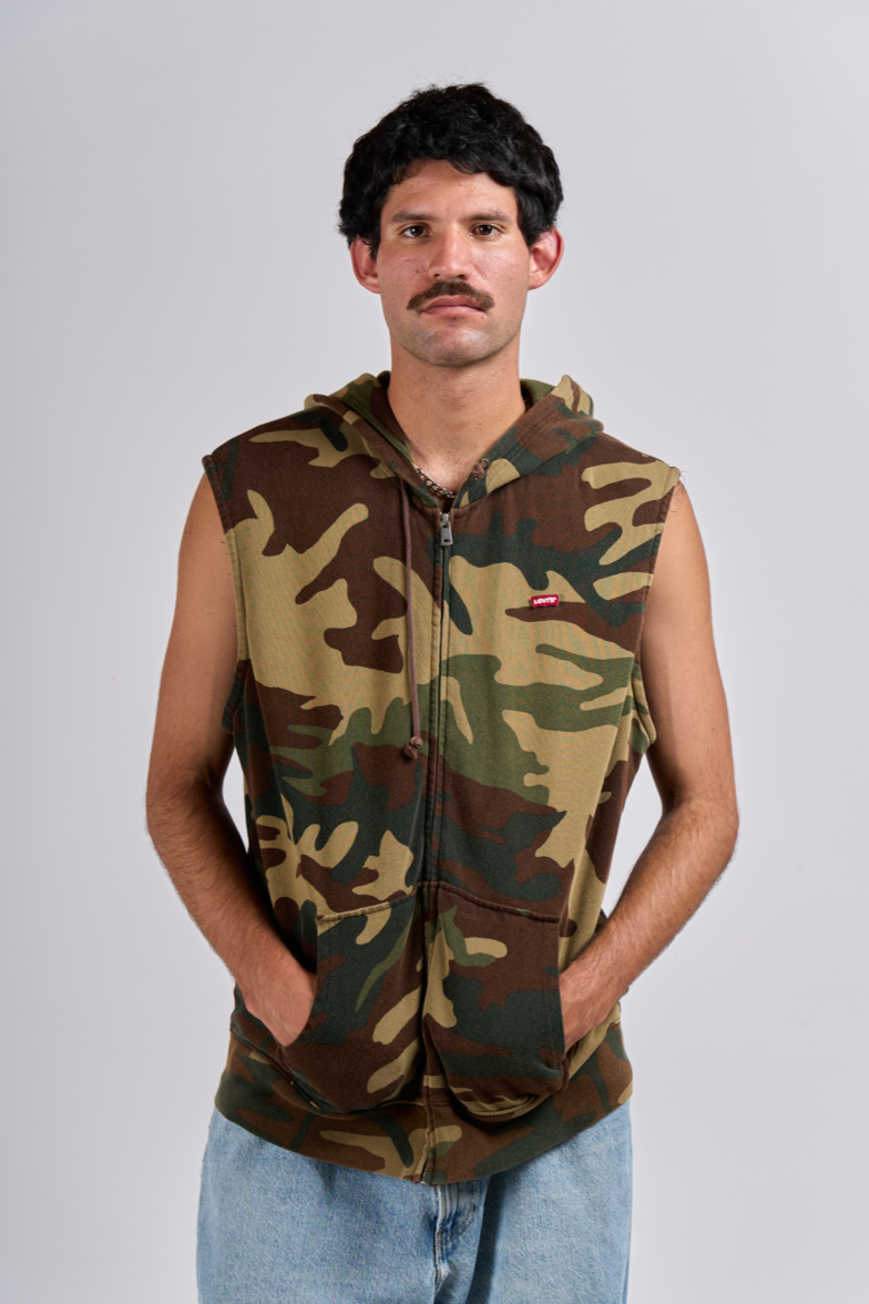 2018 Levi's Camo Cotton Vest (M/L)