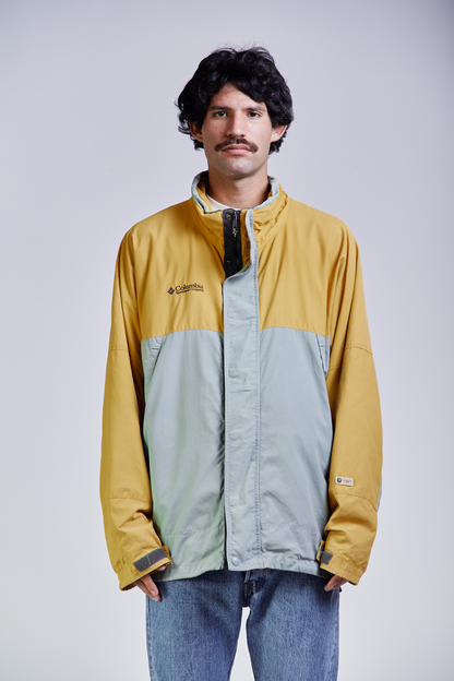 2000 Columbia Authentic Issue Convertible Jacket (L/XL)