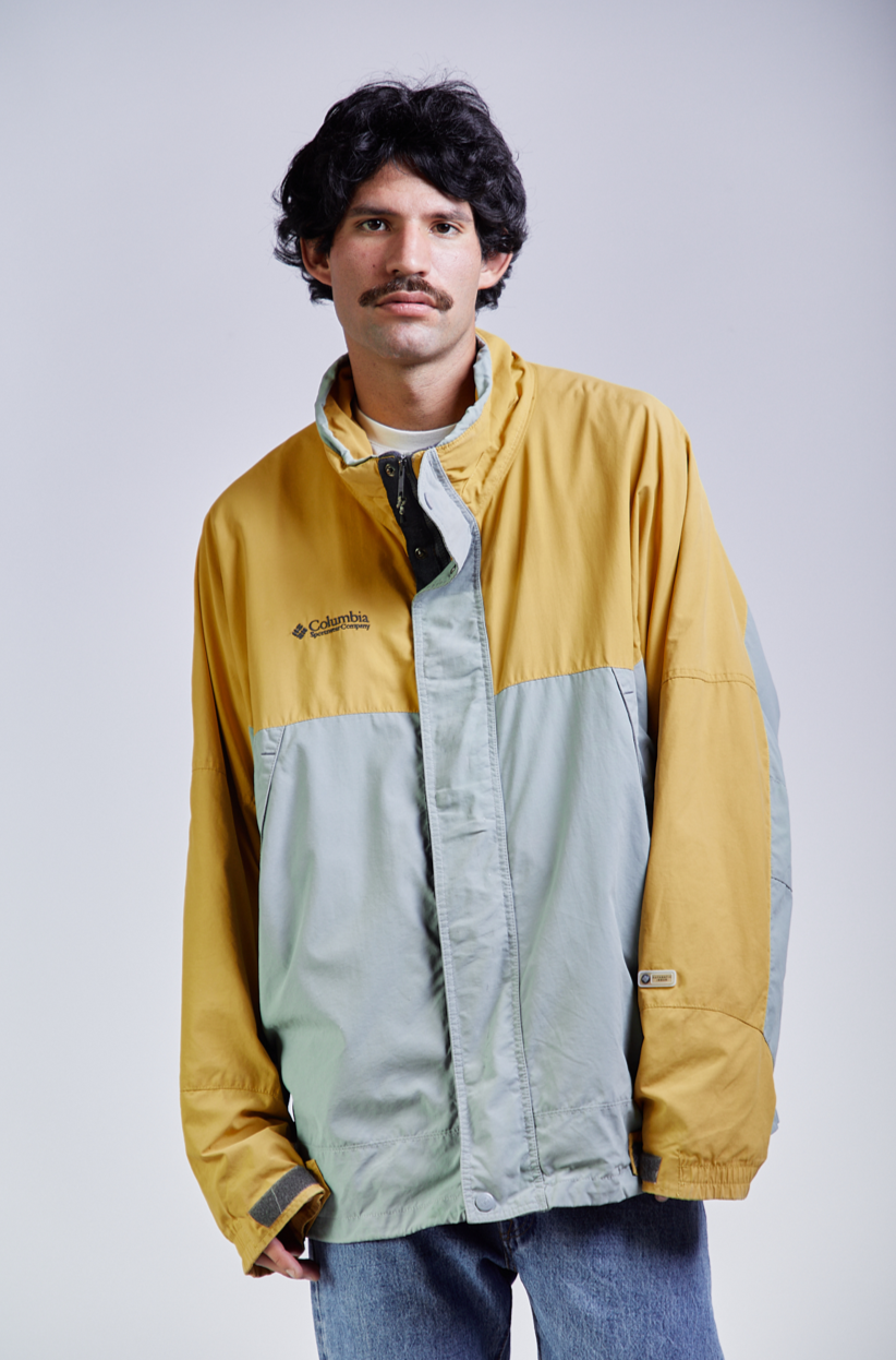 2000 Columbia Authentic Issue Convertible Jacket (L/XL)